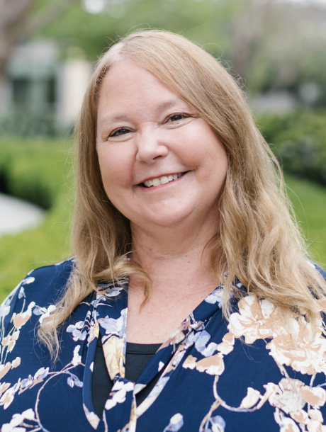 Dr. Lauri Seymour, MD<br>Halcyon Health Direct Primary Care